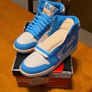 Nike Air High-Tops in Blue and White